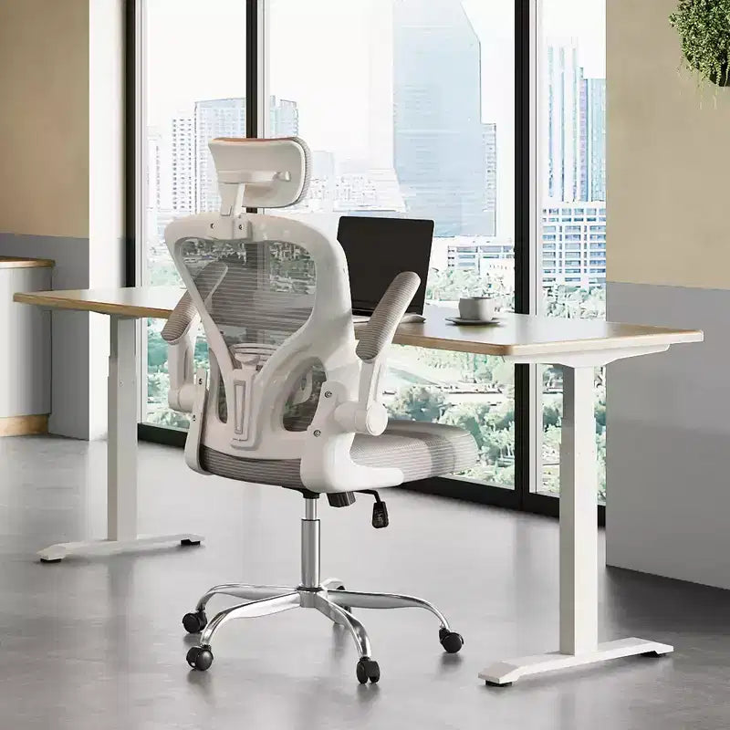Sedia da ufficio con schienale alto in rete, sedia ergonomica da scrivania con braccioli ribaltabili, poggiatesta e supporto lombare regolabili