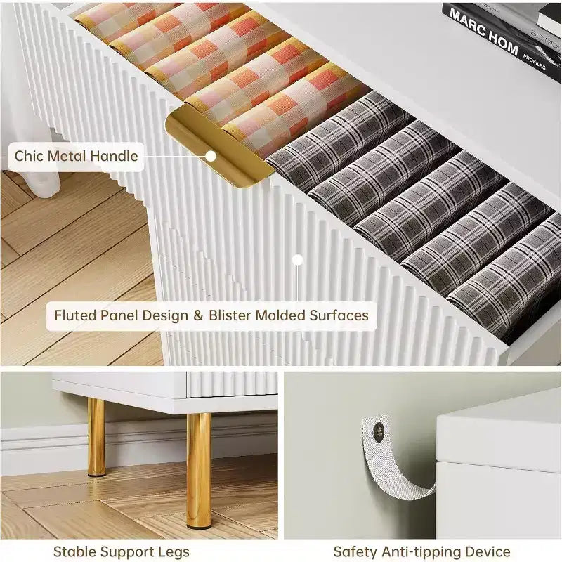 Cassettiera Moderna a 3 Cassetti - Maniglie Dorate e Ampio Spazio Contenitivo per Camera da Letto e Soggiorno